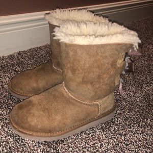 Girls Ugg boots size 12